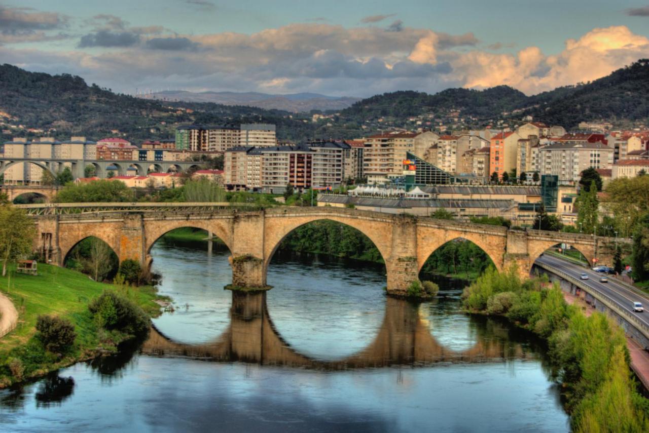 Apartamento En El Centro De Ourense Buitenkant foto